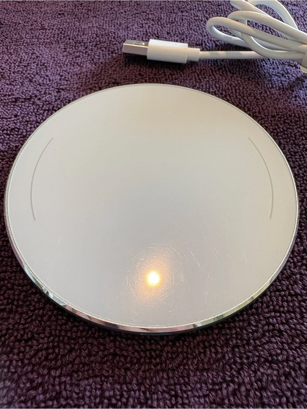 White Wireless Charging Pad USB-C Compatible